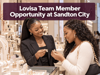 Lovisa Team Member helping a customer choose jewellery at a Sandton City store.